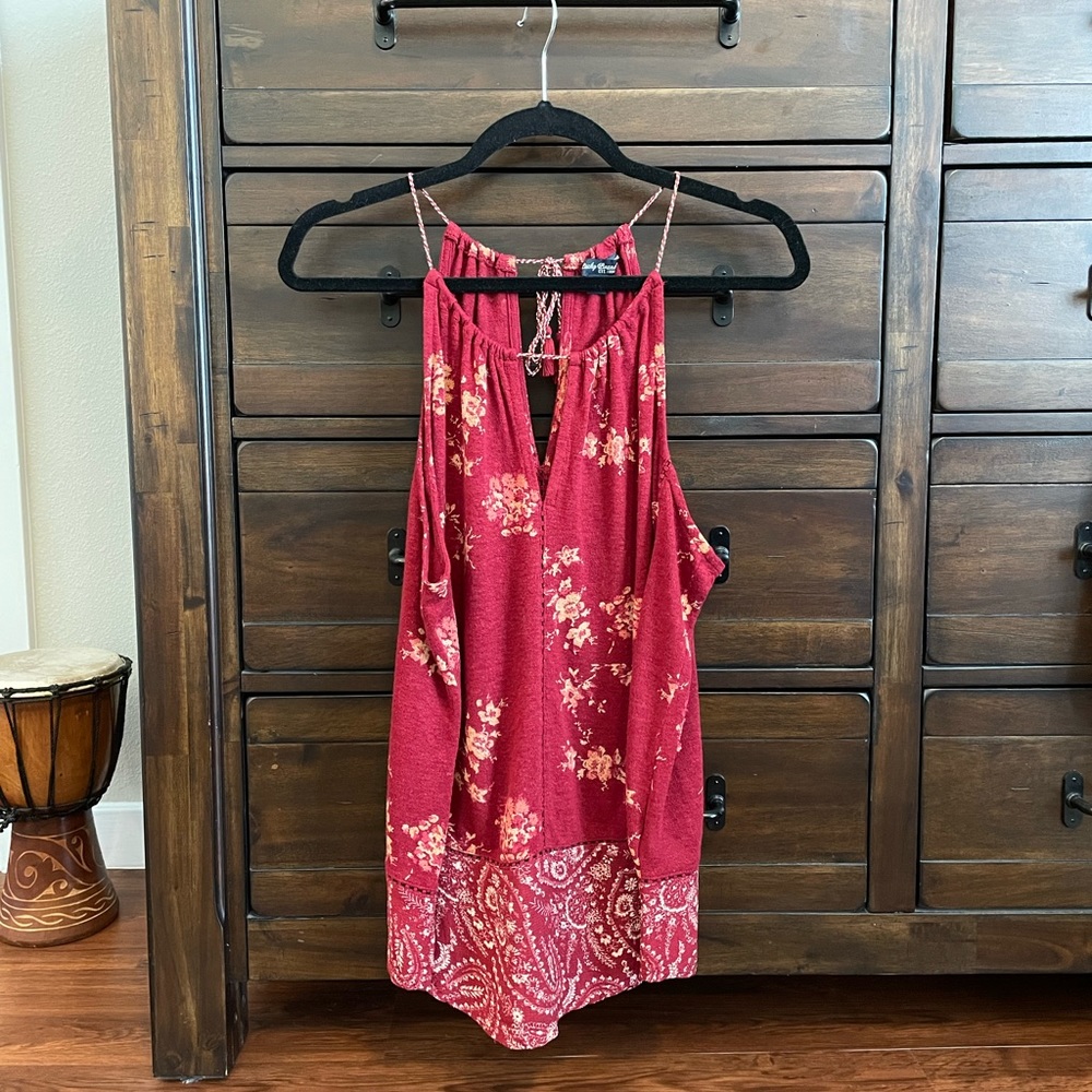 Garnet Lucky Sleeveless Top